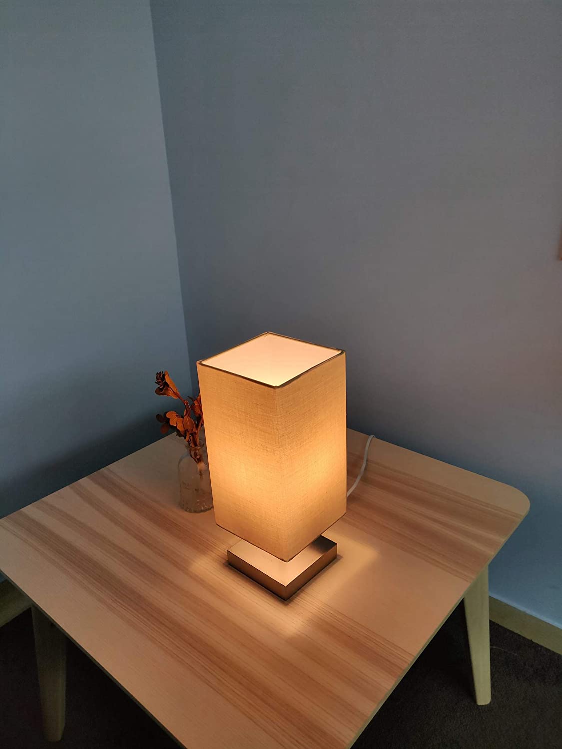 Teckin DL22 Bedside Table Lamp